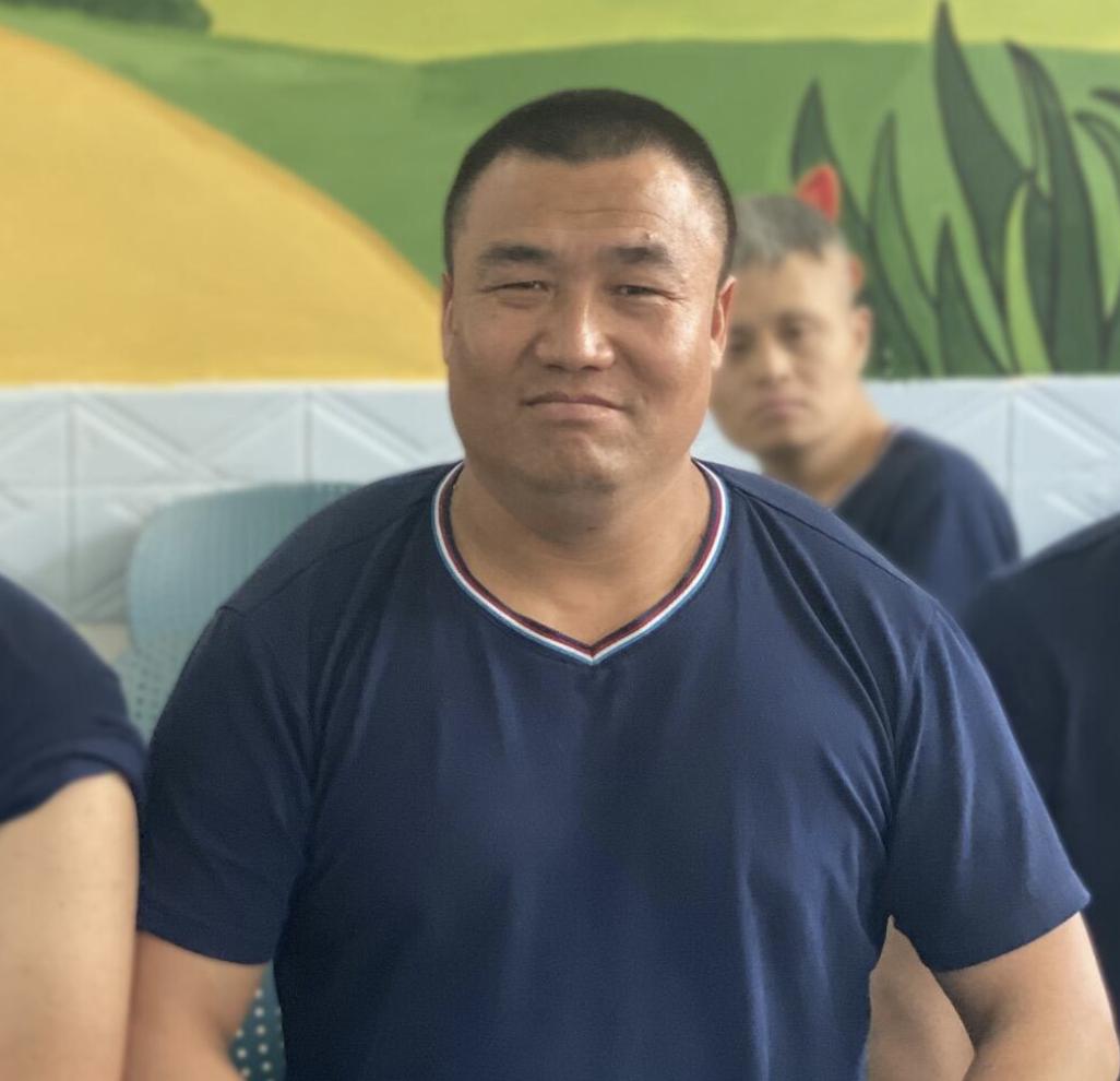 儿子是好儿子，妈妈更是伟大的妈妈。今年45岁的王光才不会写字，不认识路，也听不见