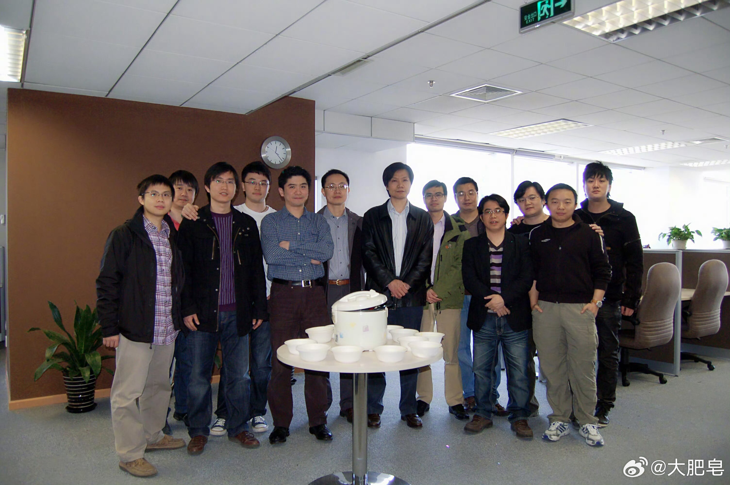 小米16岁了生日快乐16年的成绩，米粉满意吗？ 