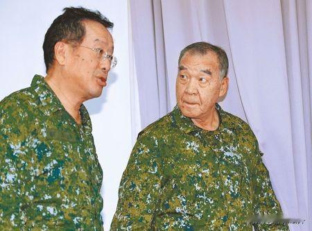 距离台湾政权交接还有4天时间，现在行政部门负责人陈建仁就带领团队辞职，那现在谁在