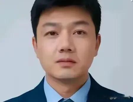 电信员工实名举报这事
看得我心里发凉，
不是因为网传那3800万，也不是他遭到开