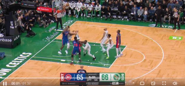 斯图尔特：詹姆斯我都不怕还怕你？
在今天NBA常规赛凯尔特人与活塞的比赛中，布朗