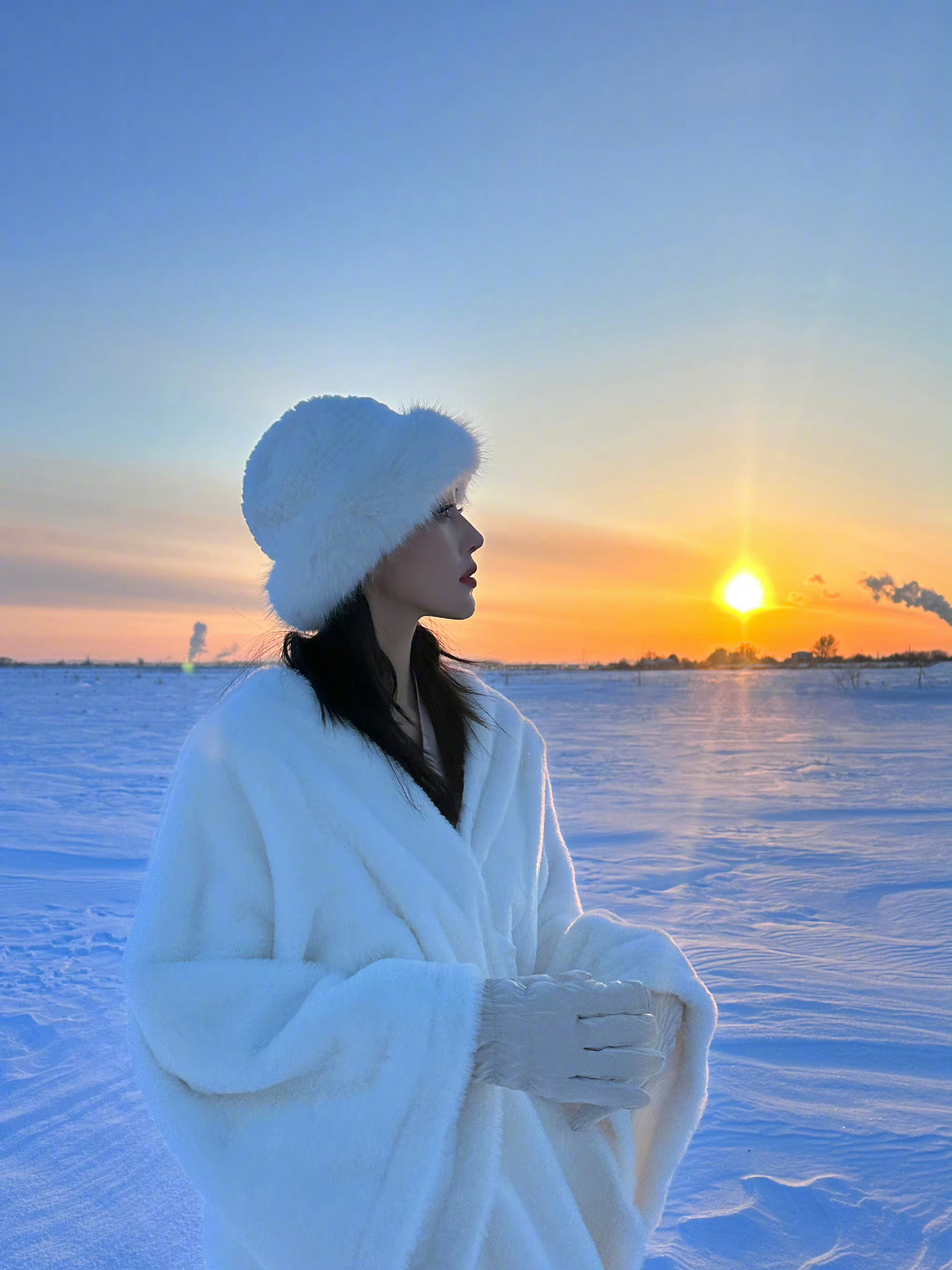 #张馨予雪景随拍##张馨予小狐狸#看到一只雪地小狐狸～张馨予身上有种清澈又魅惑的