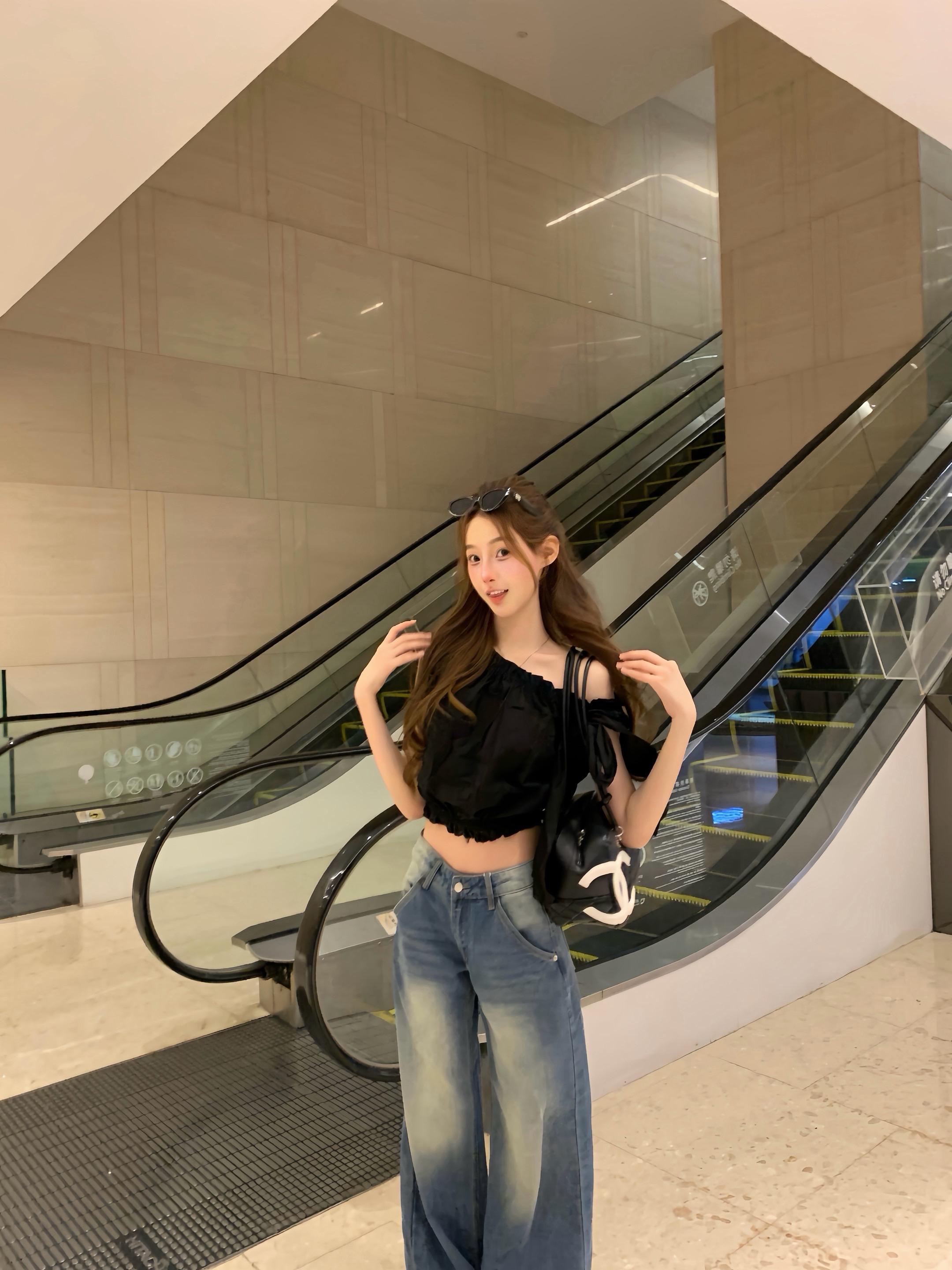 翻斗花园有棵树   我叫美女请记住。