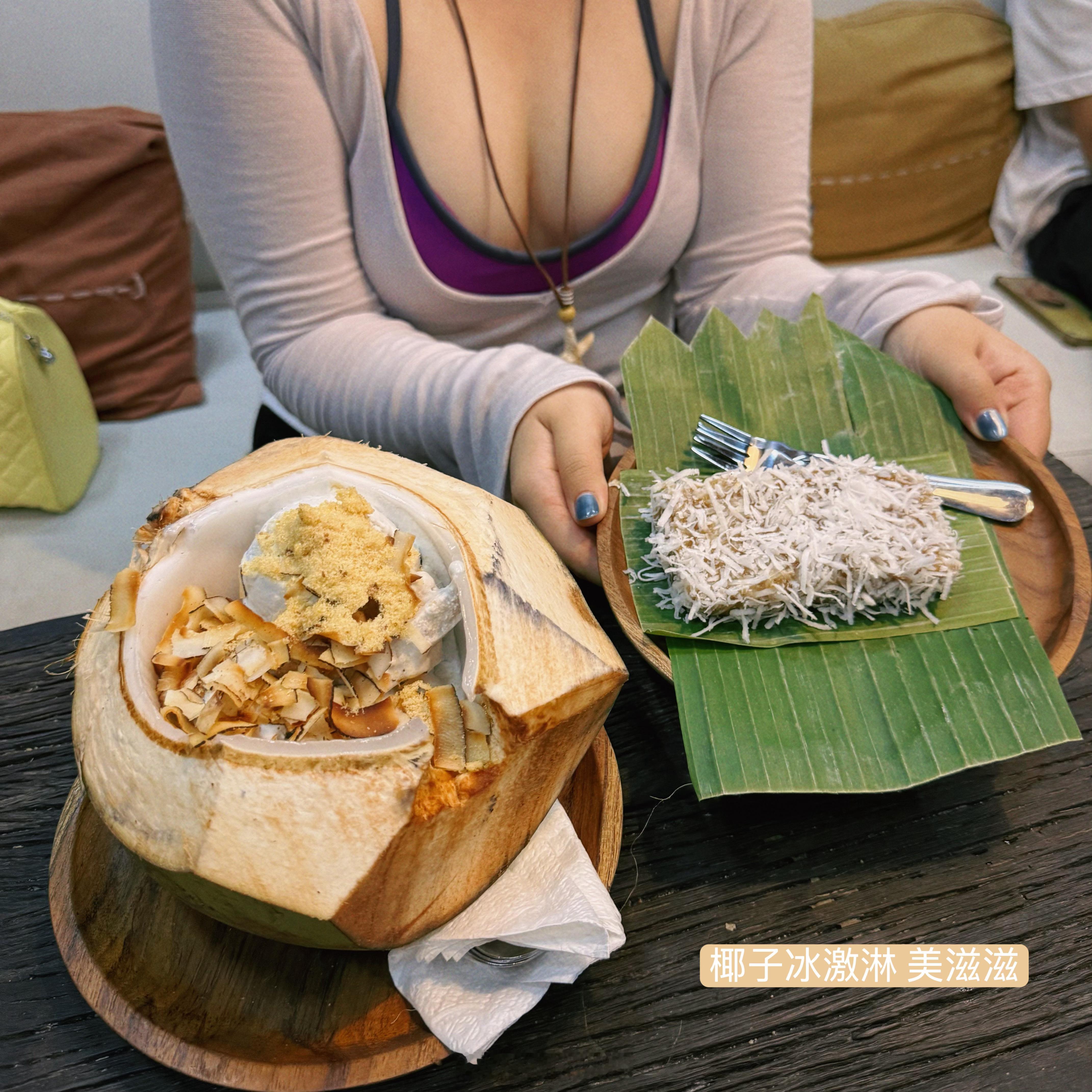 在巴厘岛大快朵颐 