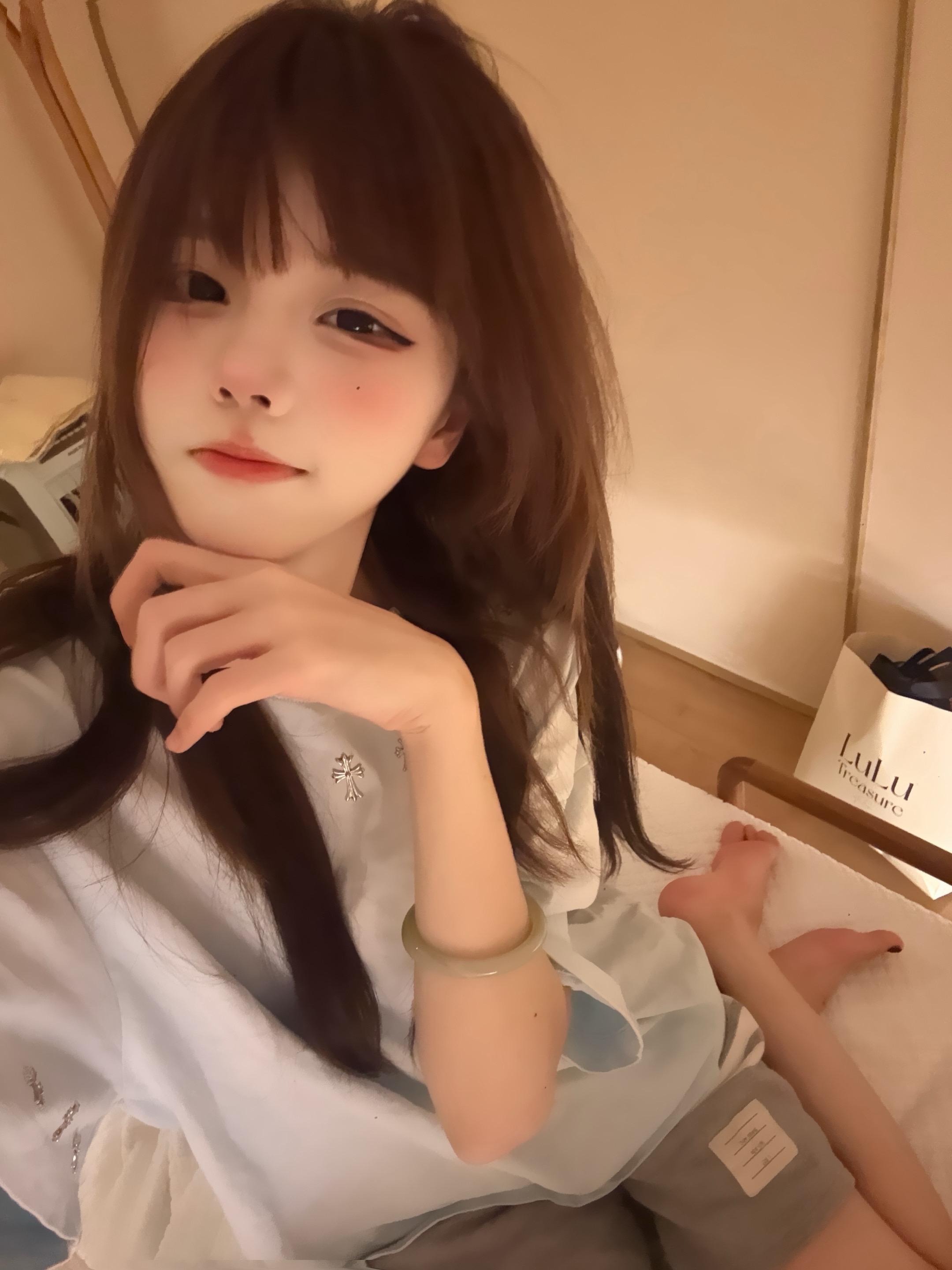 冷空气夹杂着幸福向我涌来>ㅅ<