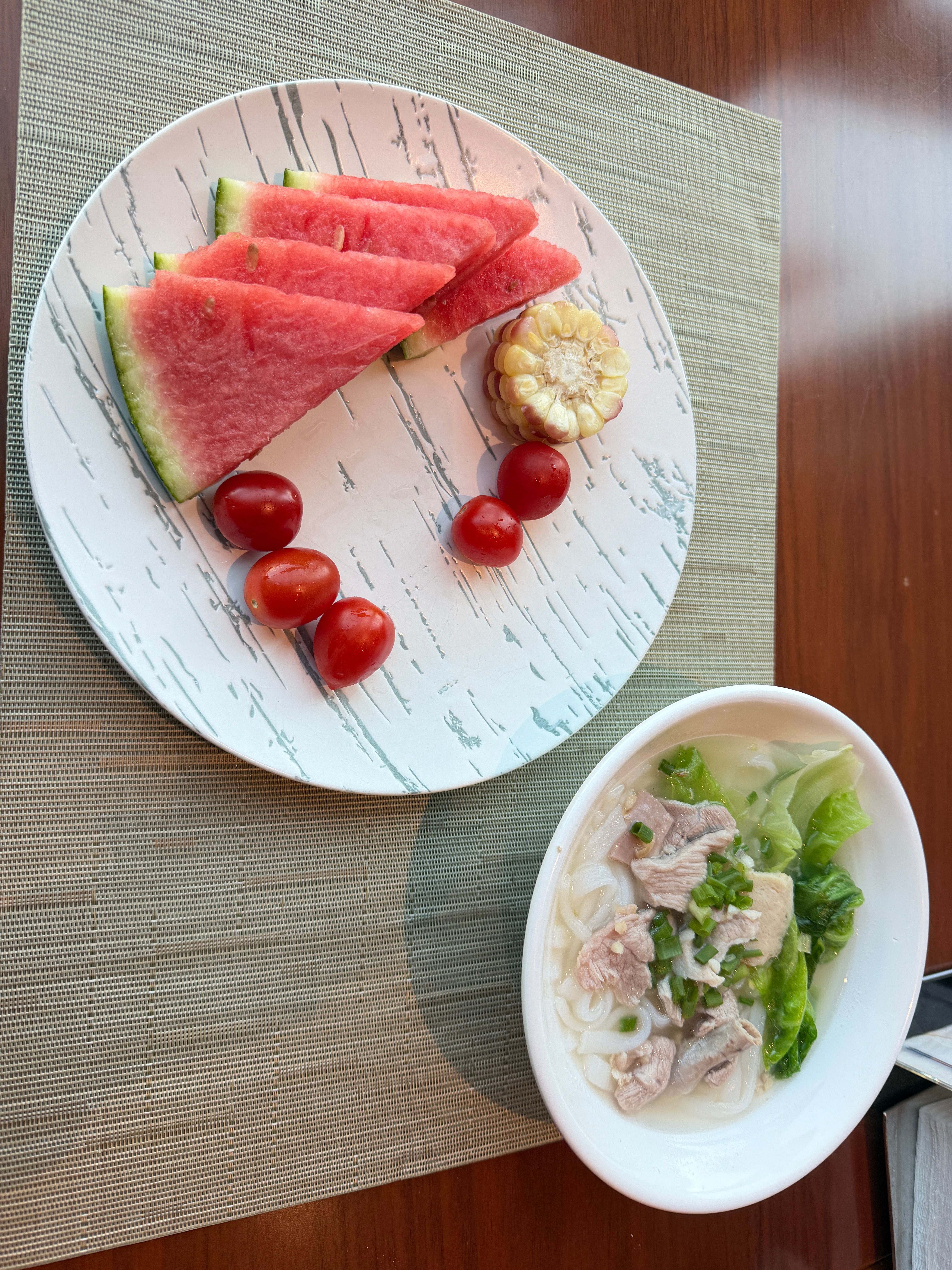 用早饭开启美好的一天