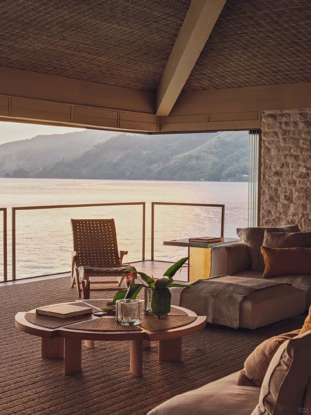 Cassina | 一起搬到海边🟠承包这片美景