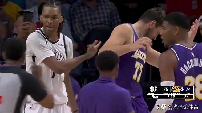 今天任务完成了，开局就很想吃t的样子，好的，下一场打奇才可以休息了，正好给这个禁