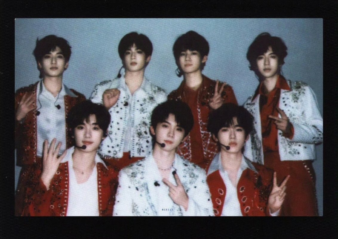 张真源受过的苦想带时团也尝尝奔跑吧被张真源这段采访可爱到！提起趾压板的痛苦经历直