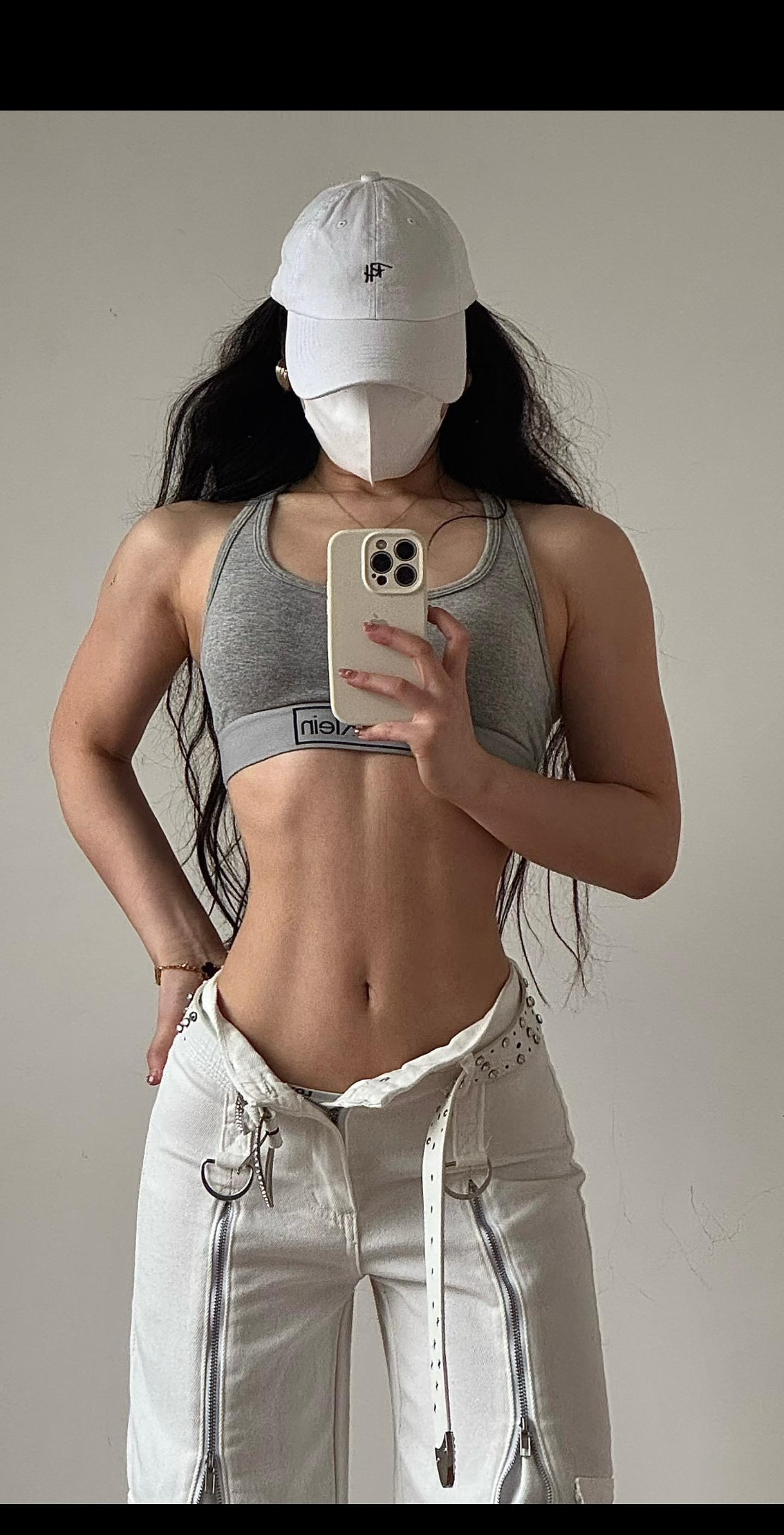 最完美的状态 不是从不失误 而是你从未放弃成长 见人不如健身