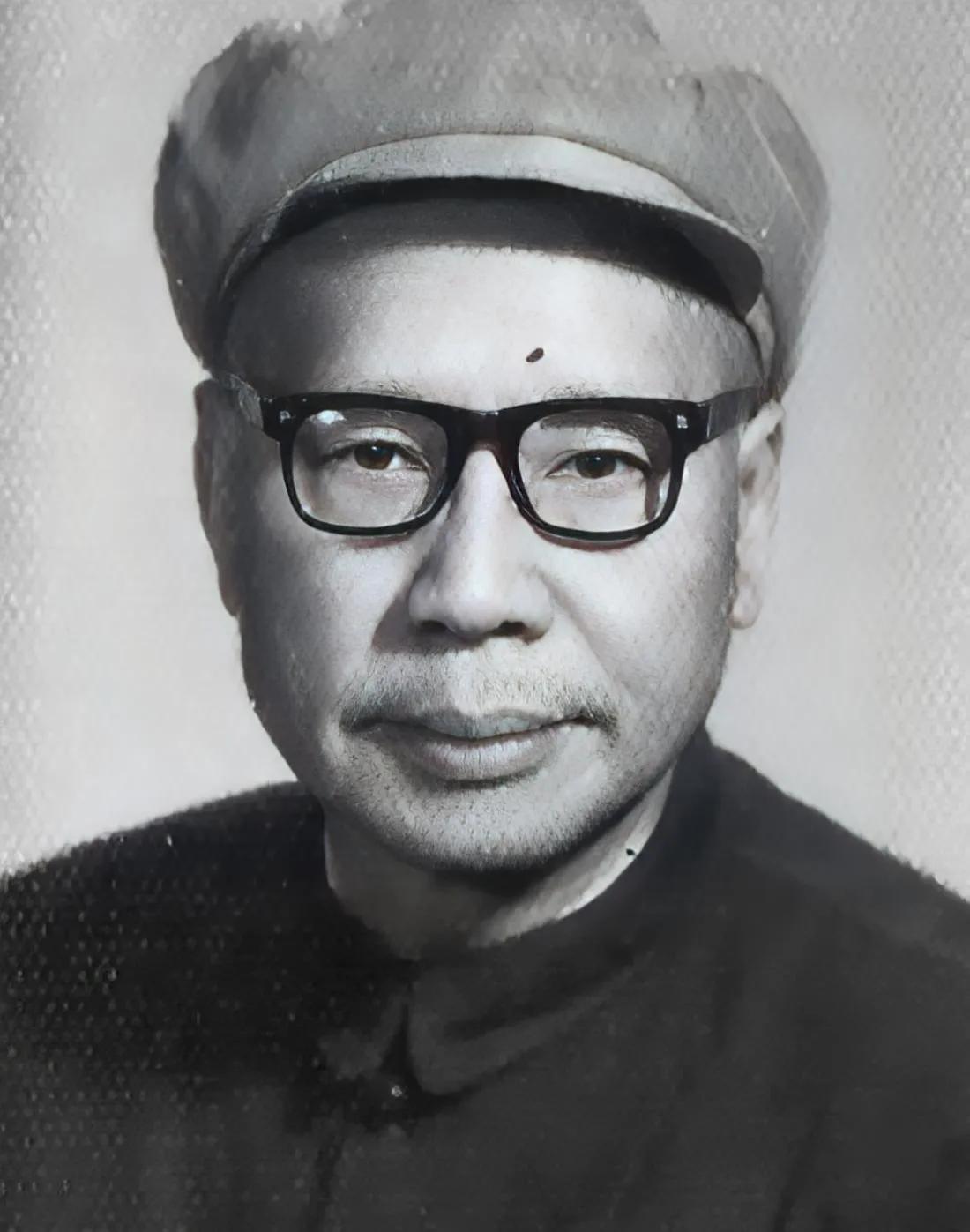 江一真曾两度担任福建省省长，其中在1959年2月至10月期间，职务为福建省委第二