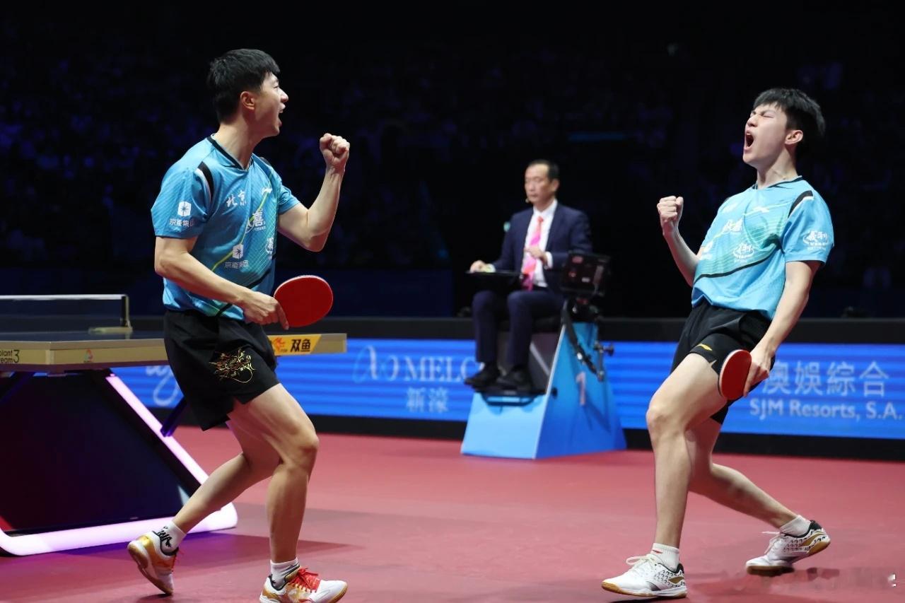 全运会乒乓球男团决赛：北京队3比1上海队黄友政/马龙3比1许昕/周恺（9，-5，