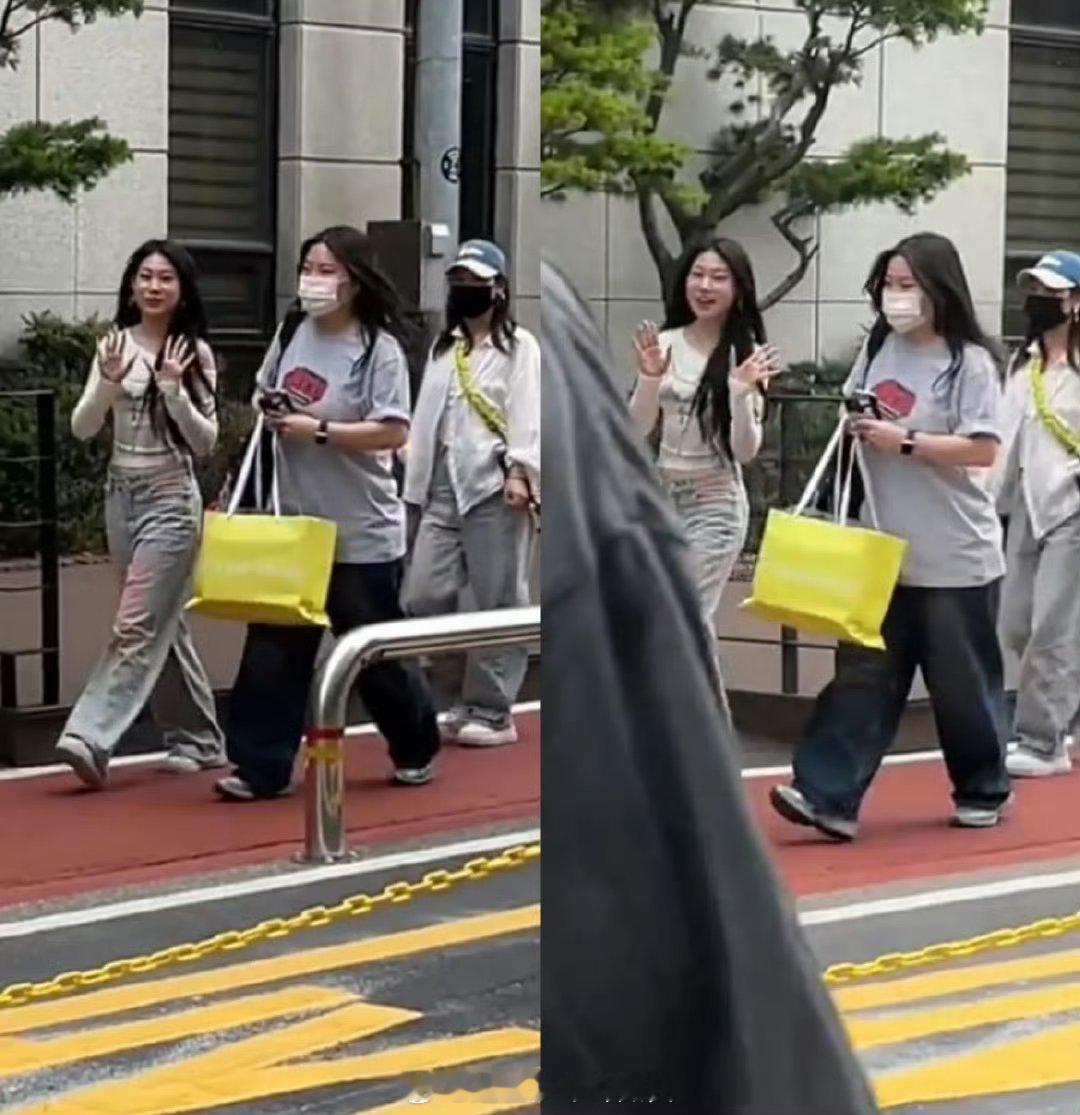 刚刷到路人偶遇小沈阳女儿视频，小姑娘感觉性格很好情商很高，路人一直在叫她和她打招