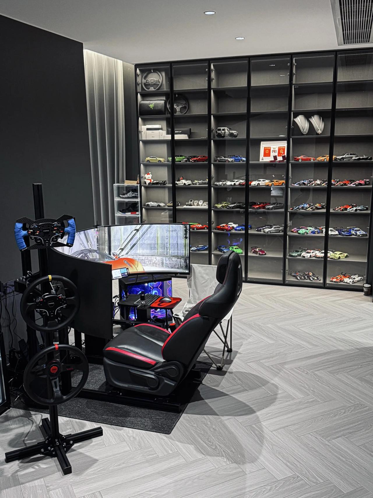 最颠覆我认知的技巧是“循迹刹车”——入弯时不要等松开刹车再打方向，而是带着刹车慢