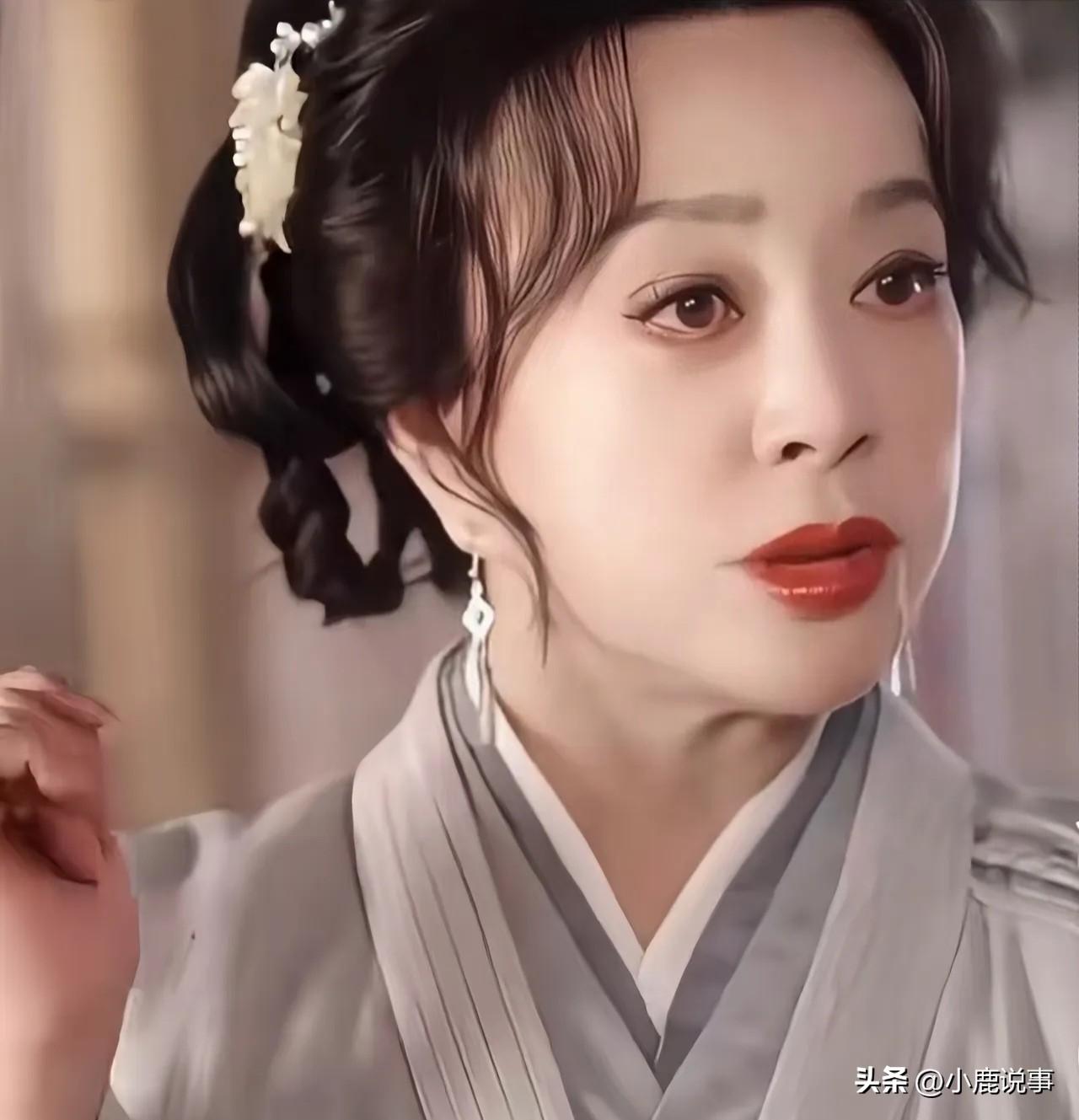 75岁刘晓庆这次是真·敢了。
新短剧上线，她直接高调发文夸自己“演得也好，制作精