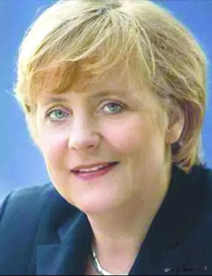 德国人是否怀念默克尔时代?
我相信德国人会怀念默克尔的，执政时可能大家还认识不到