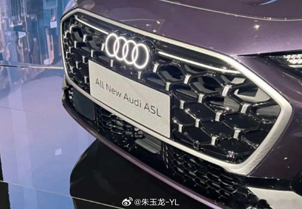 一汽奥迪全面迎来智能化 看到一汽奥迪A5L上乾崑智驾，我的第一反应不是“哇BBA