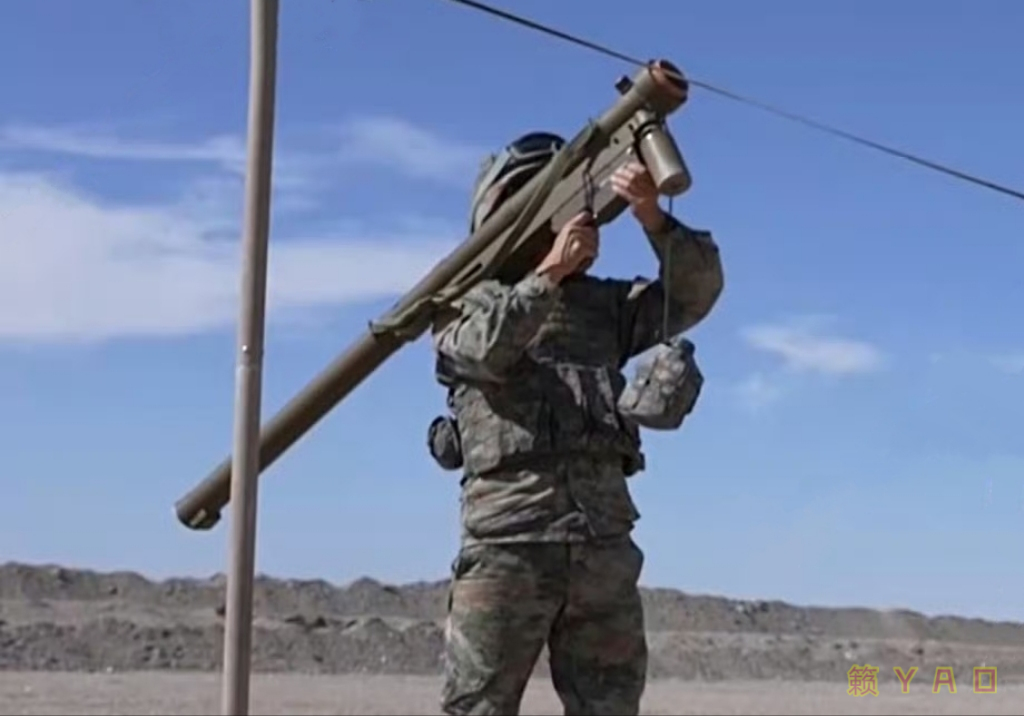 大小棍子皆可挂水壶便携式防空导弹据筒练习 