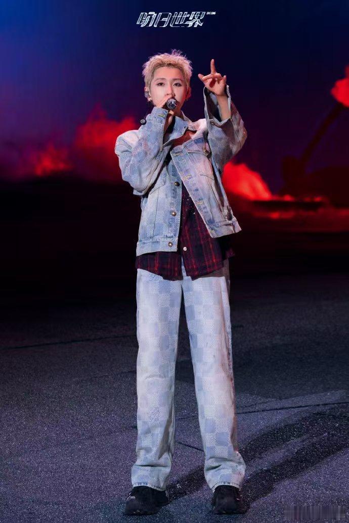 汪苏泷写故事的人痛哭了 汪苏泷写故事的人第三个结局 谁刷到片段直接循环几十遍！第