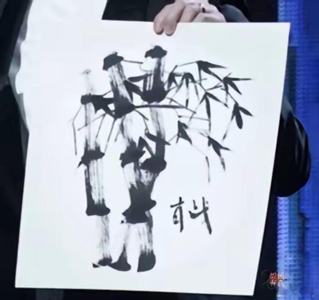 肖战，现在竟然开始搞画作了，而且画的还不差，你让那些美术生都无语了，明明人家才是