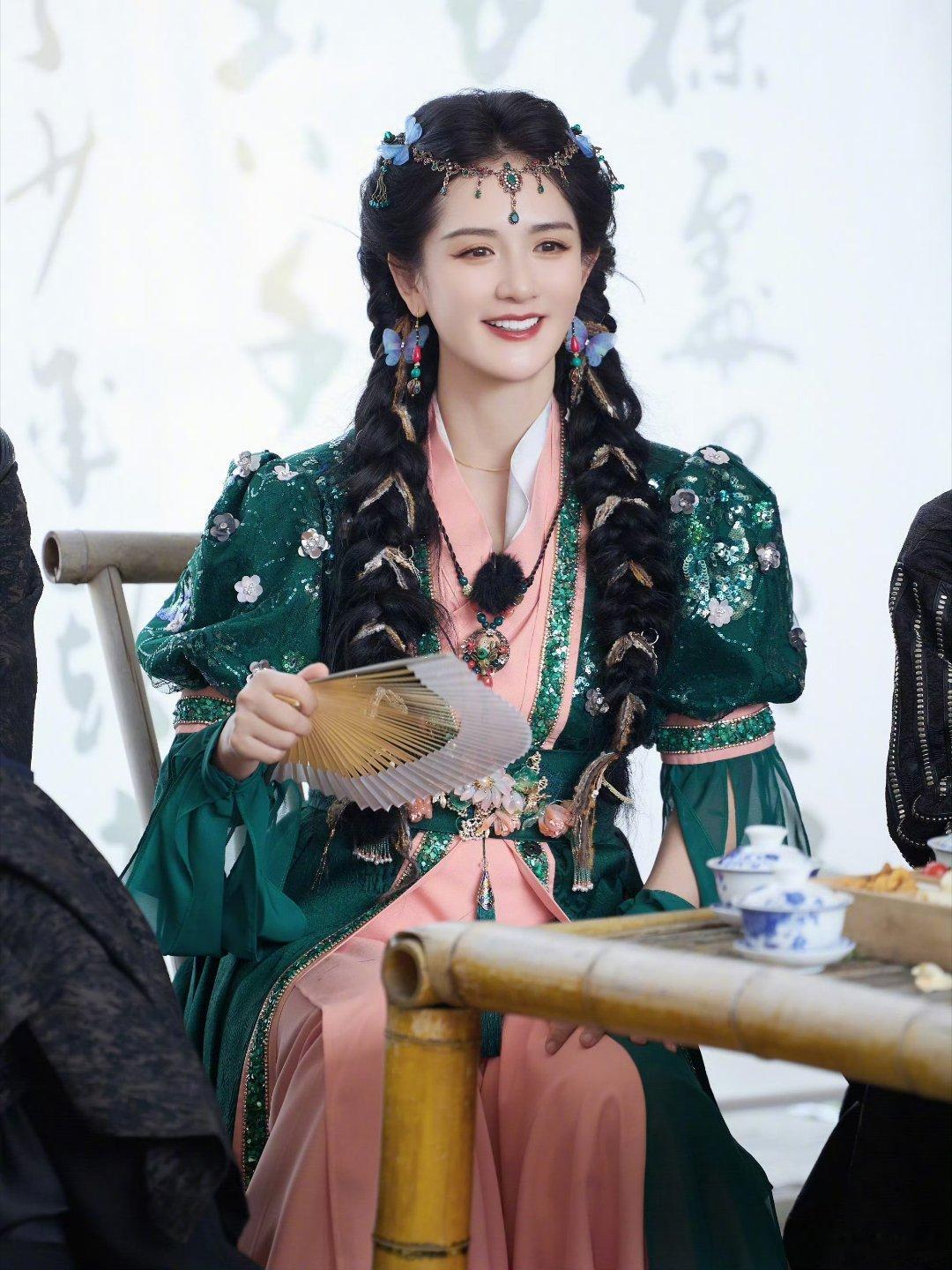 谢娜西域公主造型 姐都当了妈妈啦还是这么美啊小公子 ​​​