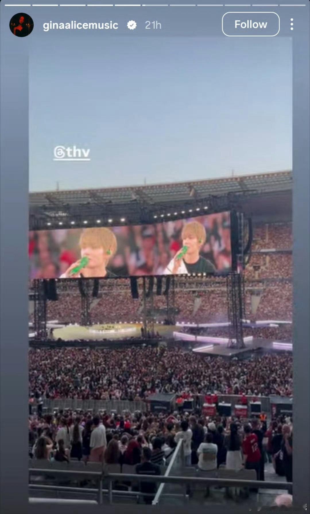 吉娜去了BTS演唱会 吉娜去看了BTS演唱会 明星线下追星名场面，吉娜亲临BTS