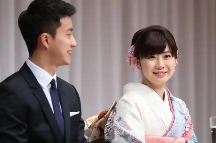 离婚 4 年，福原爱再婚并在今年 4 月份迎来第三胎，而她的现任丈夫正是当年出轨