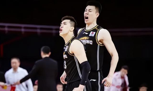 郭艾伦和金金离开辽宁队，辽宁球迷才知道谁才是王朝的奠基人