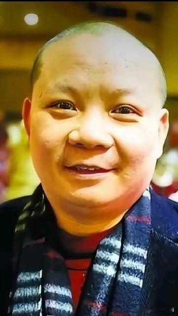 曾经身家218亿，落魄看病只剩1万5，一群老员工的做法让人破防
 
风光的时候，