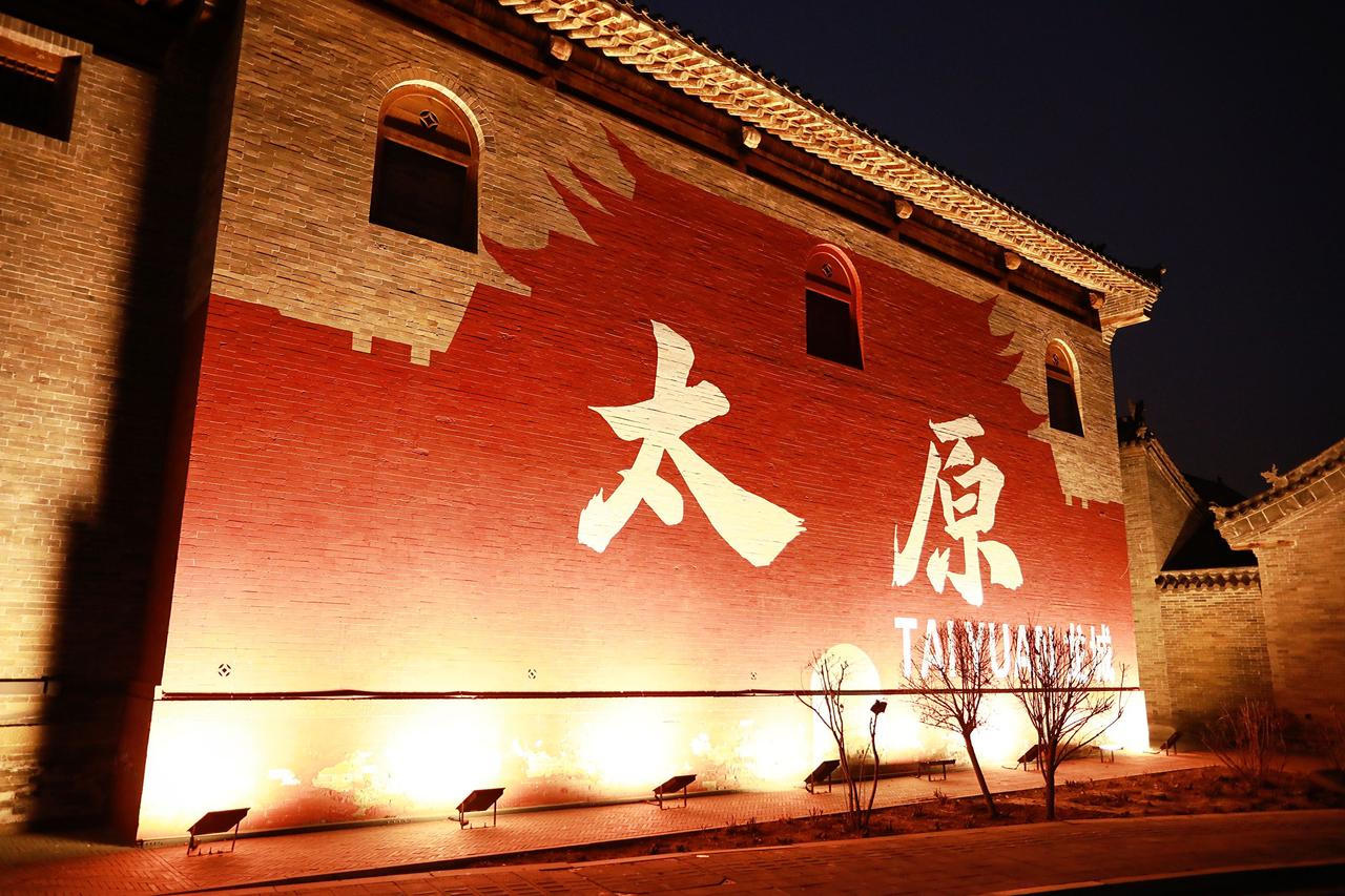 太原人像摄影约拍跟拍一张图证明你去过的地方 我镜头里的美女原创摄影