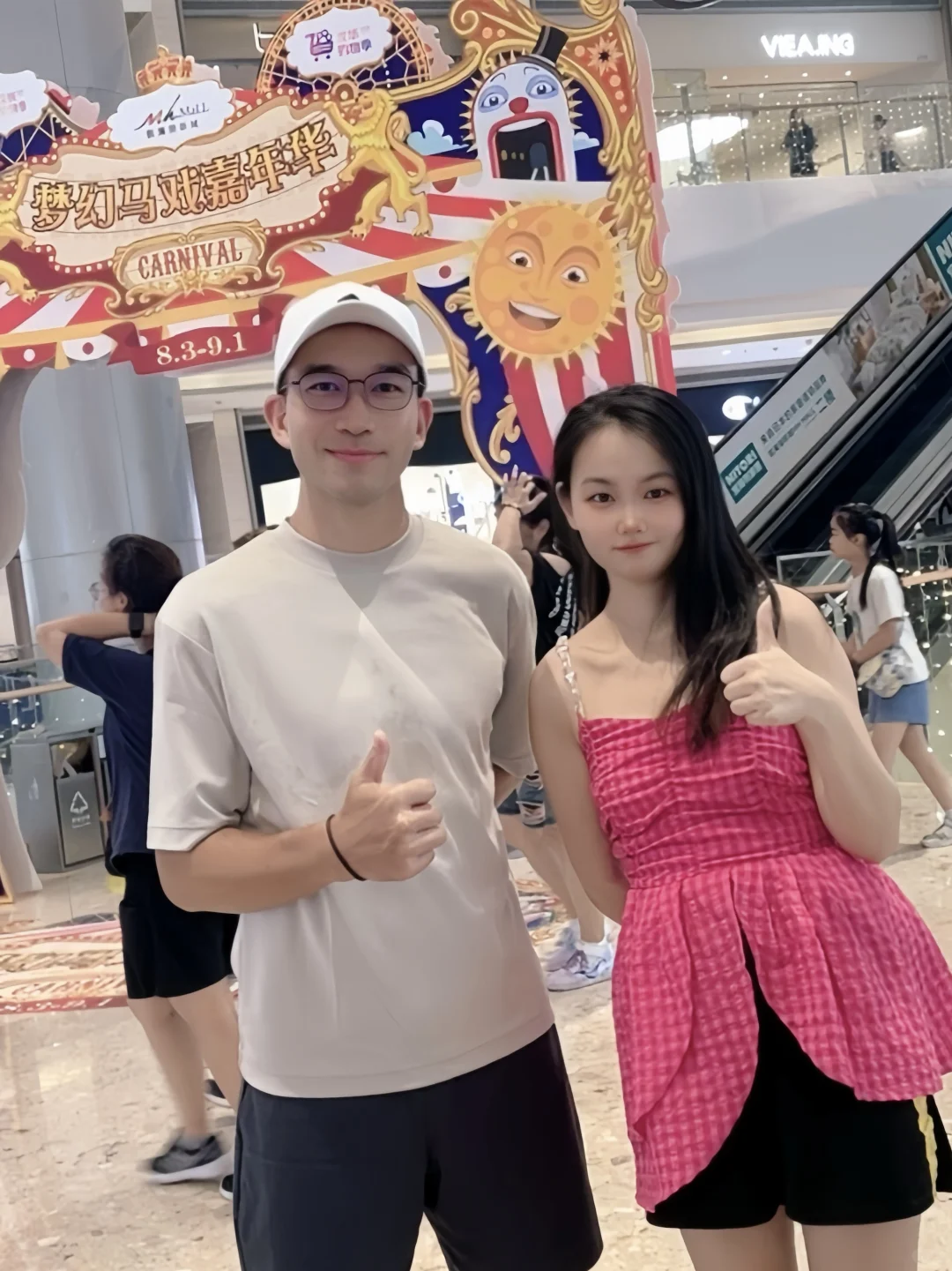 深圳果然是太超前，逛商场还能偶遇世界冠军