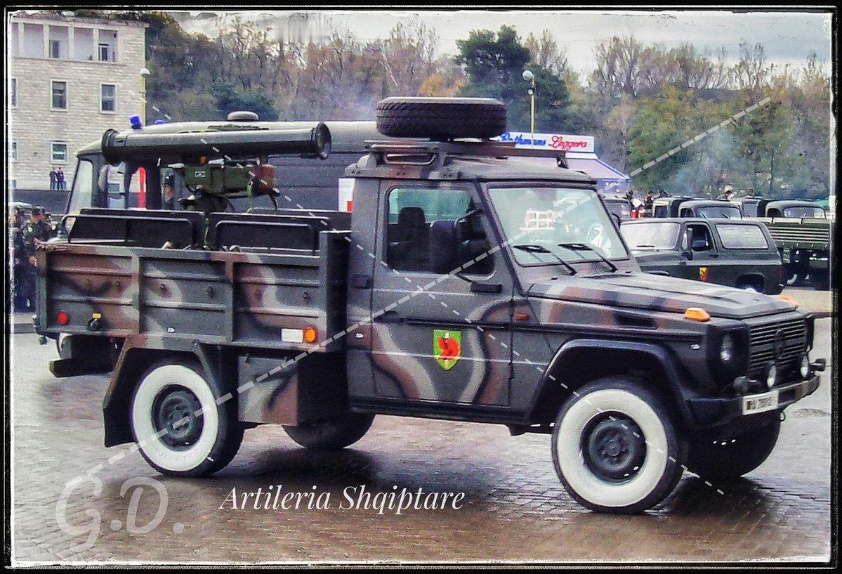 每天认识一件兵器 阿尔巴尼亚军队使用中国制造的 HJ-8 反坦克导弹，安装在德国