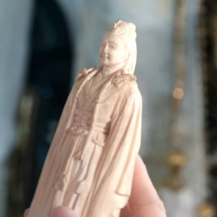 钟春髻已经完全被美色冲昏头脑了吧刻的这么丑也能硬往自己身上安 ​ ​​​