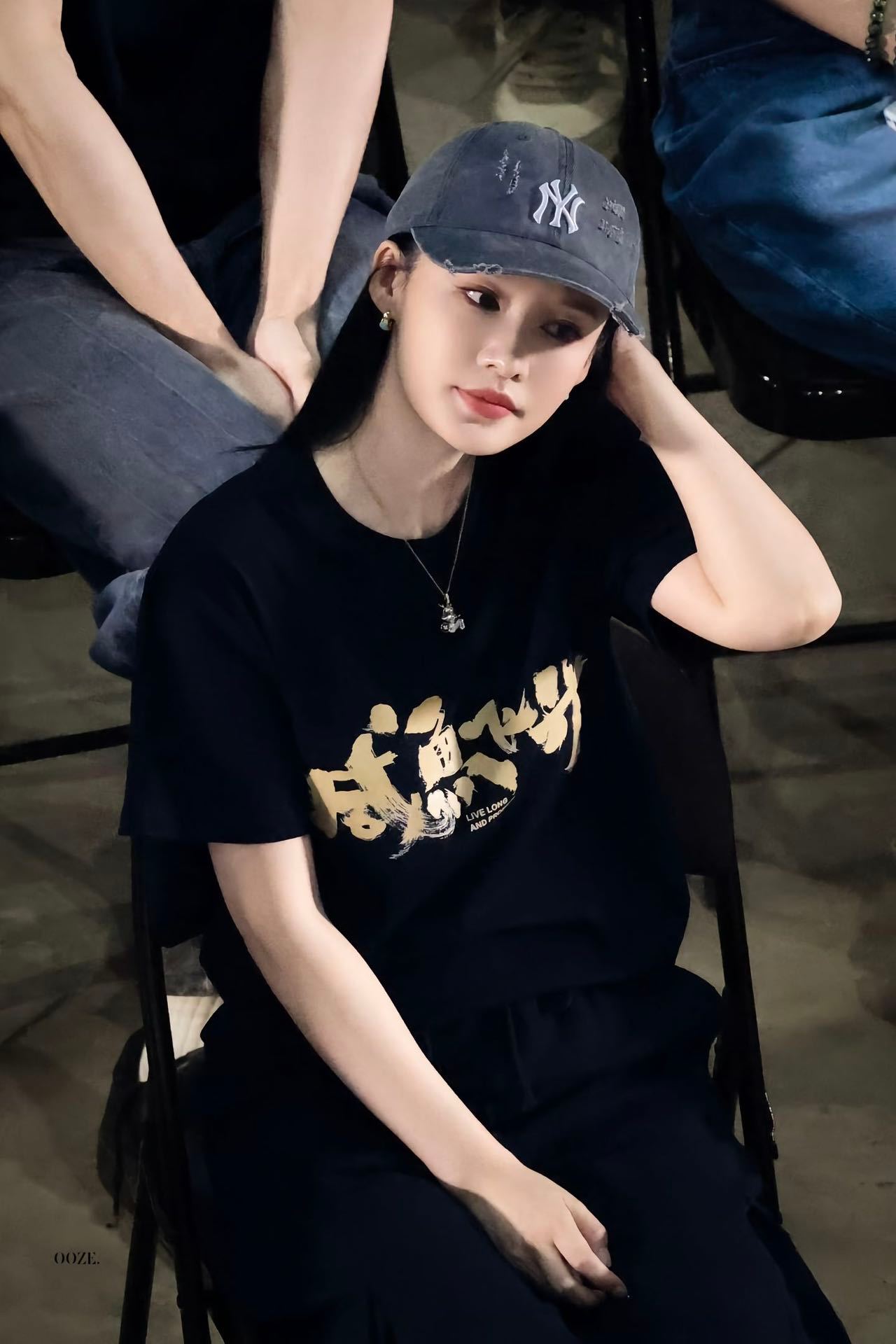 李沁终于开闯仙侠赛道太令人期待！李沁首部仙侠剧《咸鱼飞升》官宣，正式进军仙侠赛道