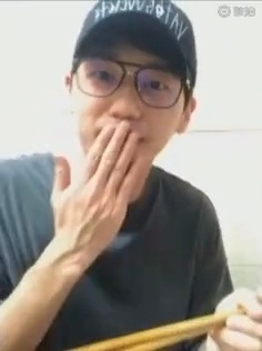 哈哈哈哈哈哈哈哈哈哈 