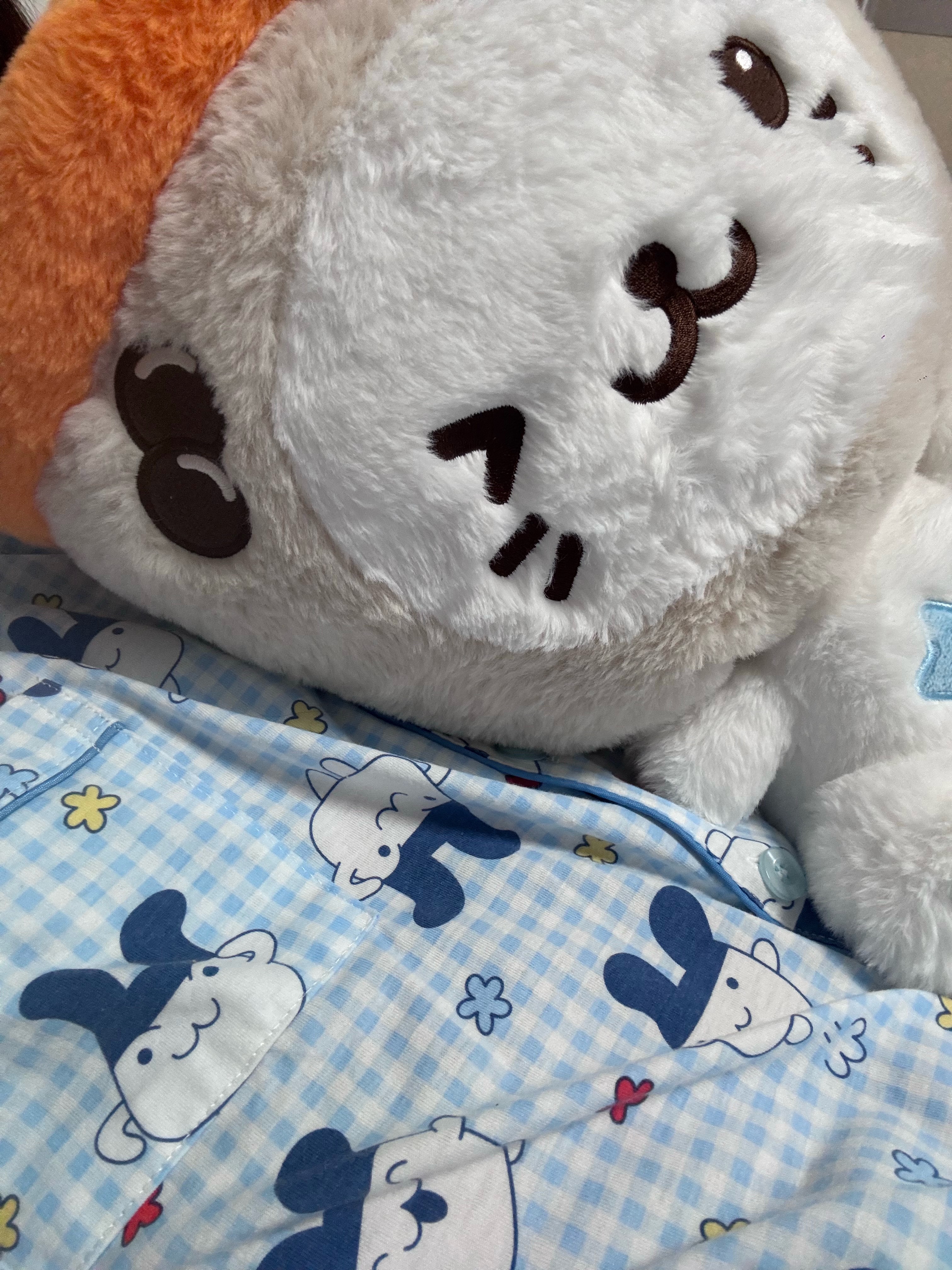奶茶猫软趴趴的真的充棉好足 回家之后抱着这个大墩子睡了三天三夜了真的好困睡不够?
