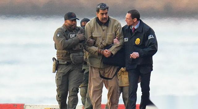 “我是委内瑞拉总统，告诉我的祖国，我被绑架了！”
大半夜的纽约布鲁克林监狱，突然