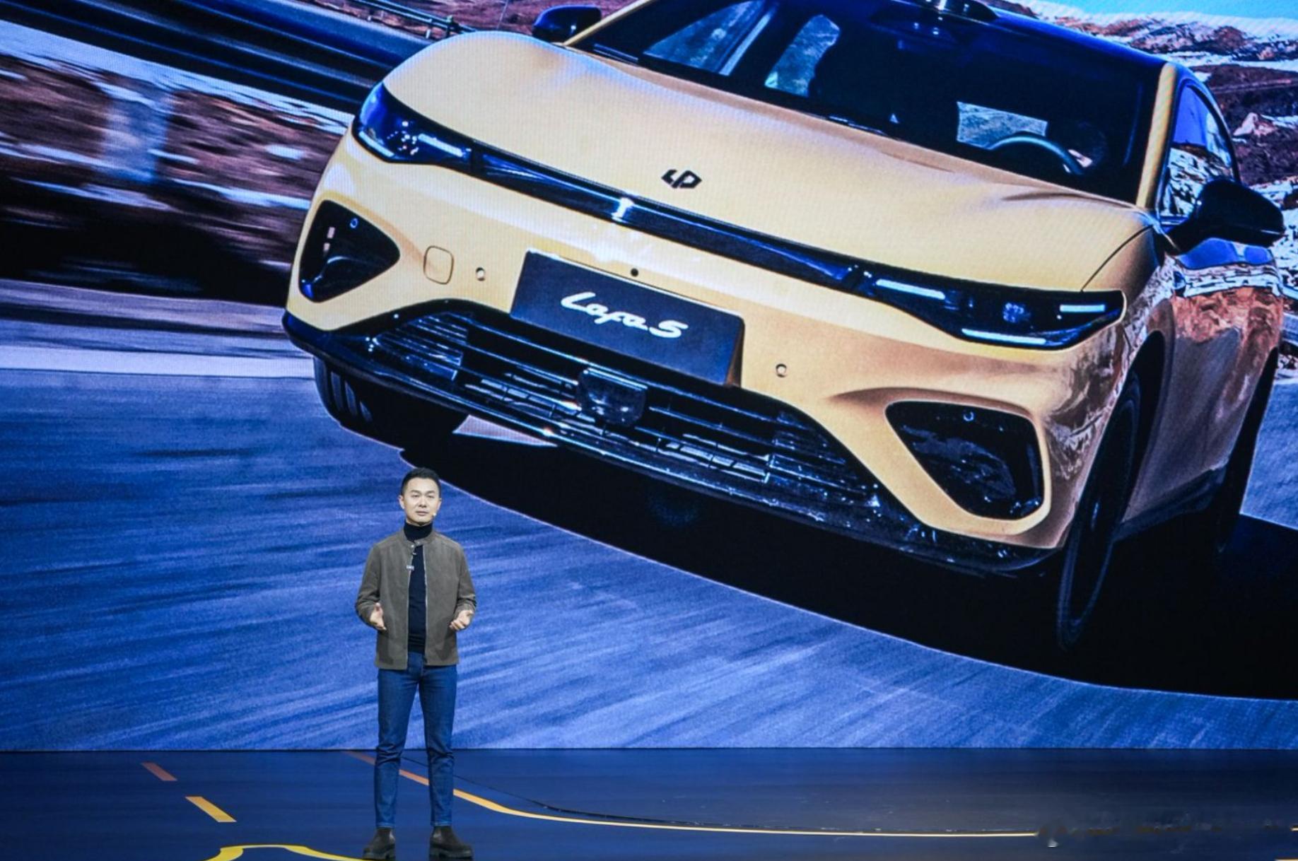 零跑Lafa5正式上市，我们应该怎么看待这款新车呢？如果要我选出近期最受关注的一