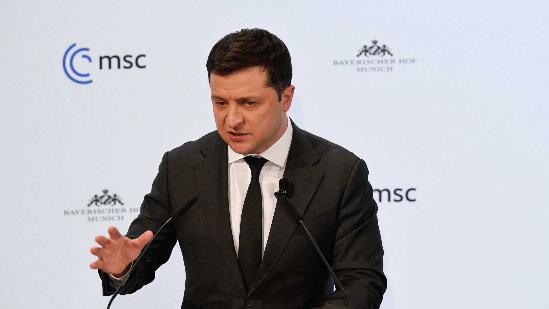 一品观评 西方对乌援助，并不是为乌“出头”。为乌“出头”应该是直接派兵与俄作战，