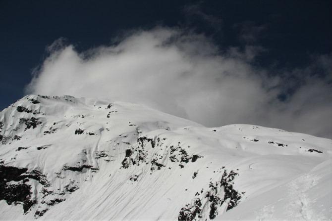 特朗普的野心，可能远超我们想象，明面上特朗普剑指北极，暗地里特朗普对南极也不打算