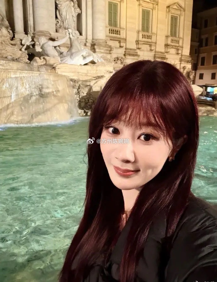 【杨紫工作室发声：将追究到底】3月20日，“曝AI短剧使用杨紫的脸”话题登上热搜