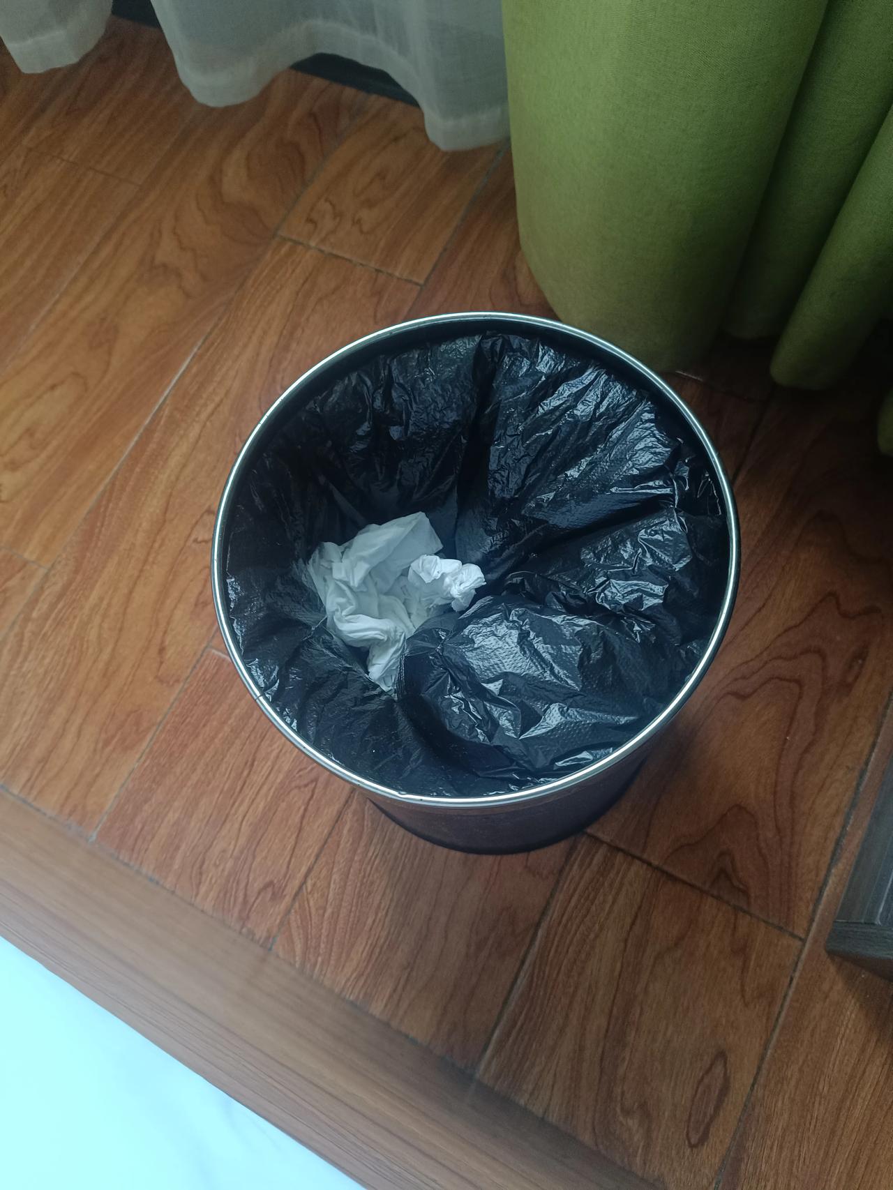 真的好内疚啊，又没有克制住，现在真的好累啊，真的好慌，不知道该怎么办，真的没办法