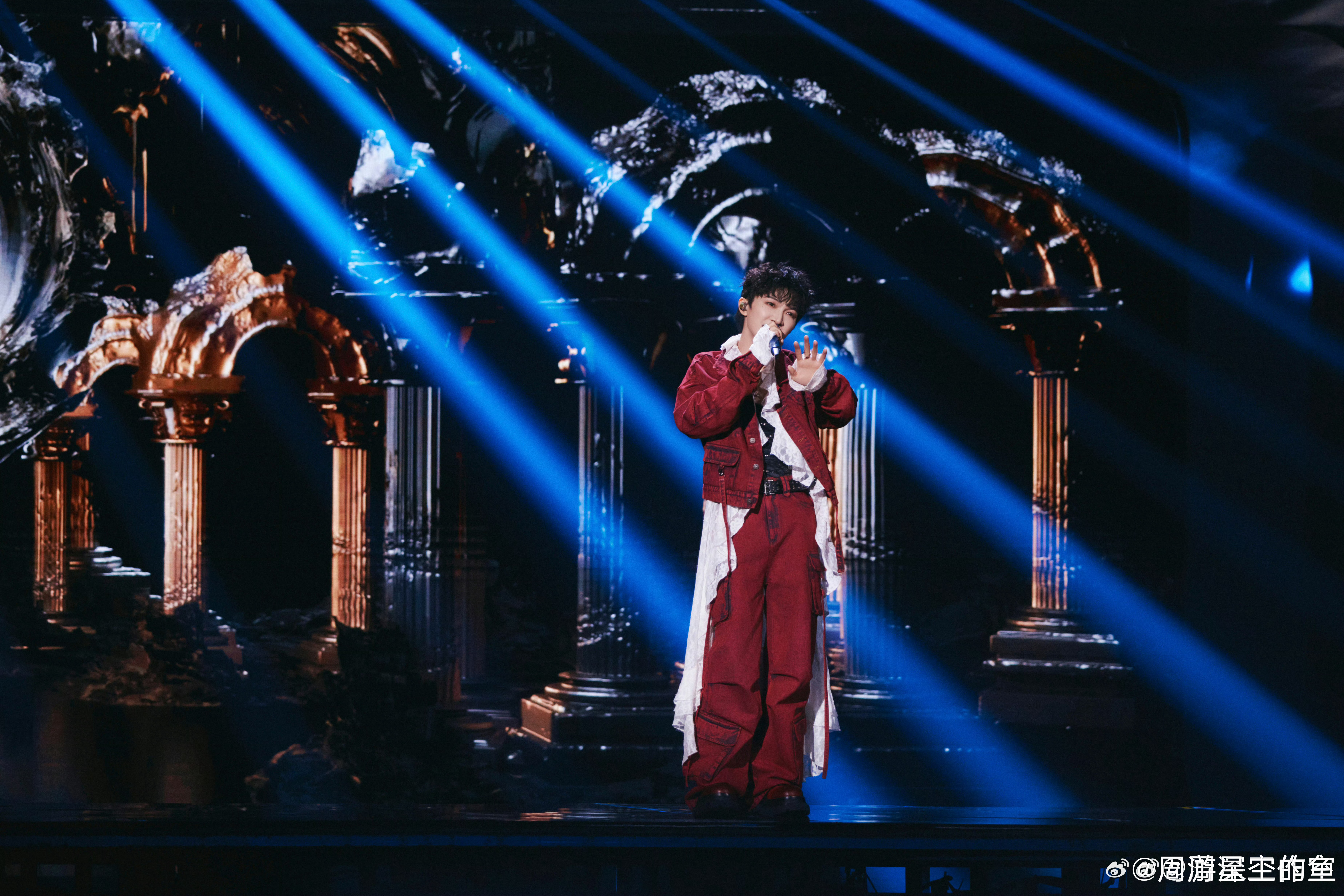 1️⃣❤️拉斐尔画上满墙的圣母像，也不够我漂亮周深《爱丽丝卿 (Live)》Q音