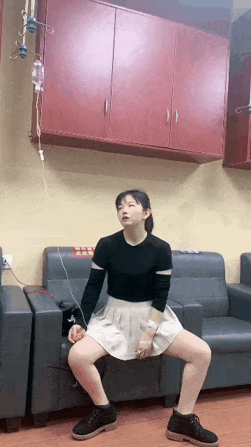 这是吃了毒蘑菇吗？[快哭了]…