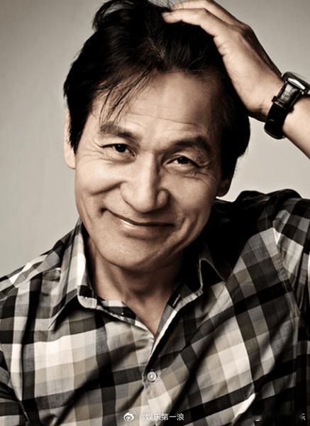 演员安圣基去世 1月5日，安圣基所属经济公司发布讣告透露他已离世，享年74岁。据