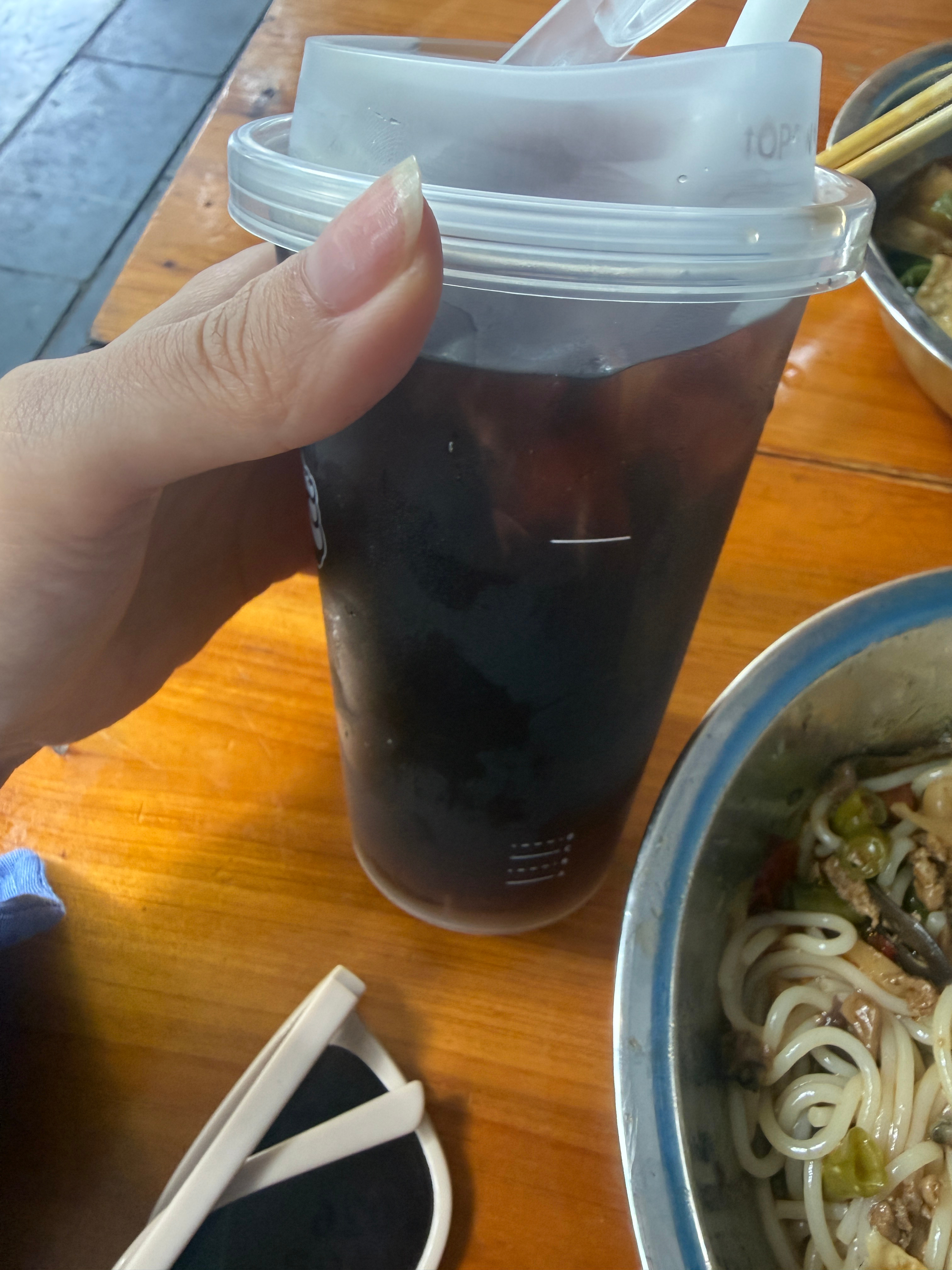 螺蛳粉吃了 红油抄手吃了 满足