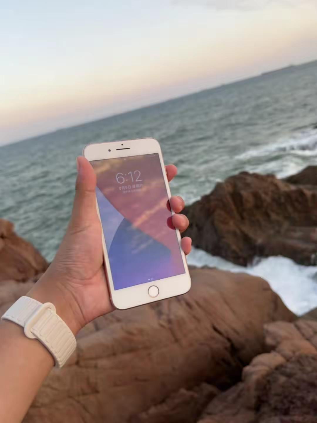 九年前的iPhone目前依然在用 9年前家里人把它买回来，我妈先用了三年，然后给
