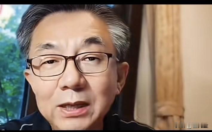 9月7日，今夜微凉，万千灯火通明，
惬意中刷到这位老者的意味深长，
让人不知不觉