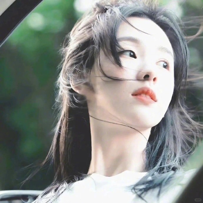 陈都灵也太美了🫧🍧🍉 