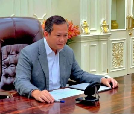 柬埔寨首相洪玛奈还是执迷不悟，要一条道走到黑。据报道，洪玛奈称，我要感谢唐纳德·